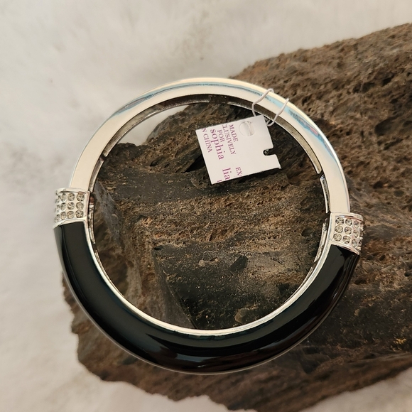 NWT Lia Sophia "Chromatic" Black Silver and Cut crystal Bracelet - Picture 1 of 3